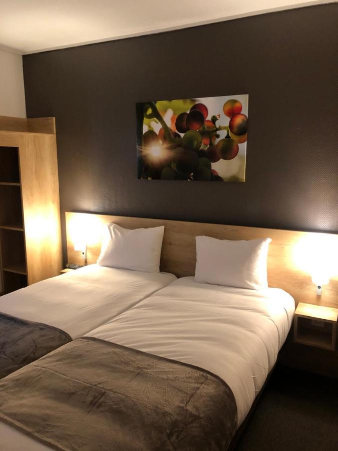 Hotel Wood Inn Bordeaux Aeroport Мериньяк Екстер'єр фото