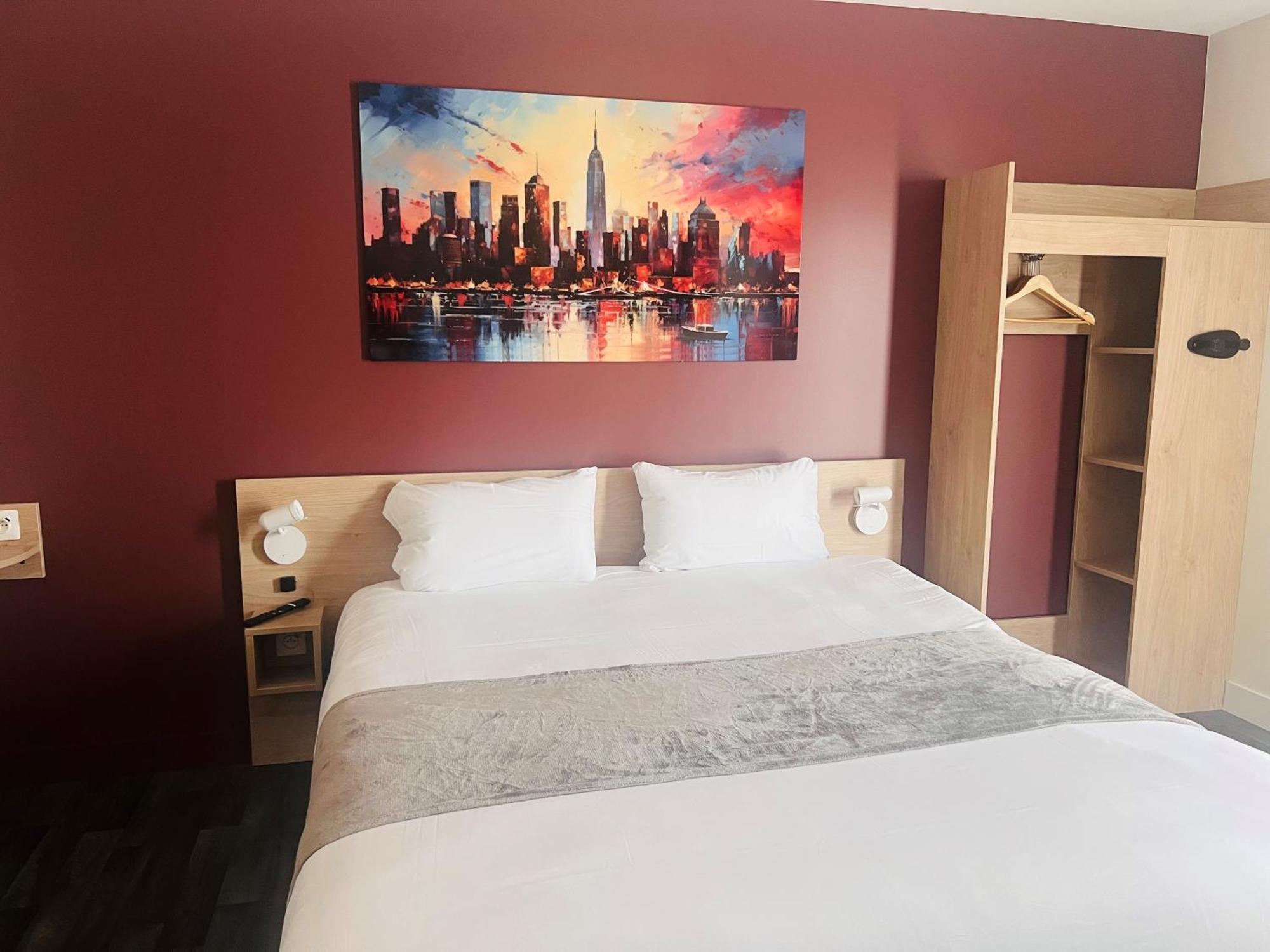 Hotel Wood Inn Bordeaux Aeroport Мериньяк Екстер'єр фото